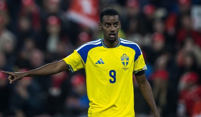 محرج! ولم يفتح إسحاق، أفضل لاعب في النافذة الصيفية، حساب أهداف في الدوري الإنجليزي الممتاز ودوري أبطال أوروبا والتصفيات الأوروبية العالمية.